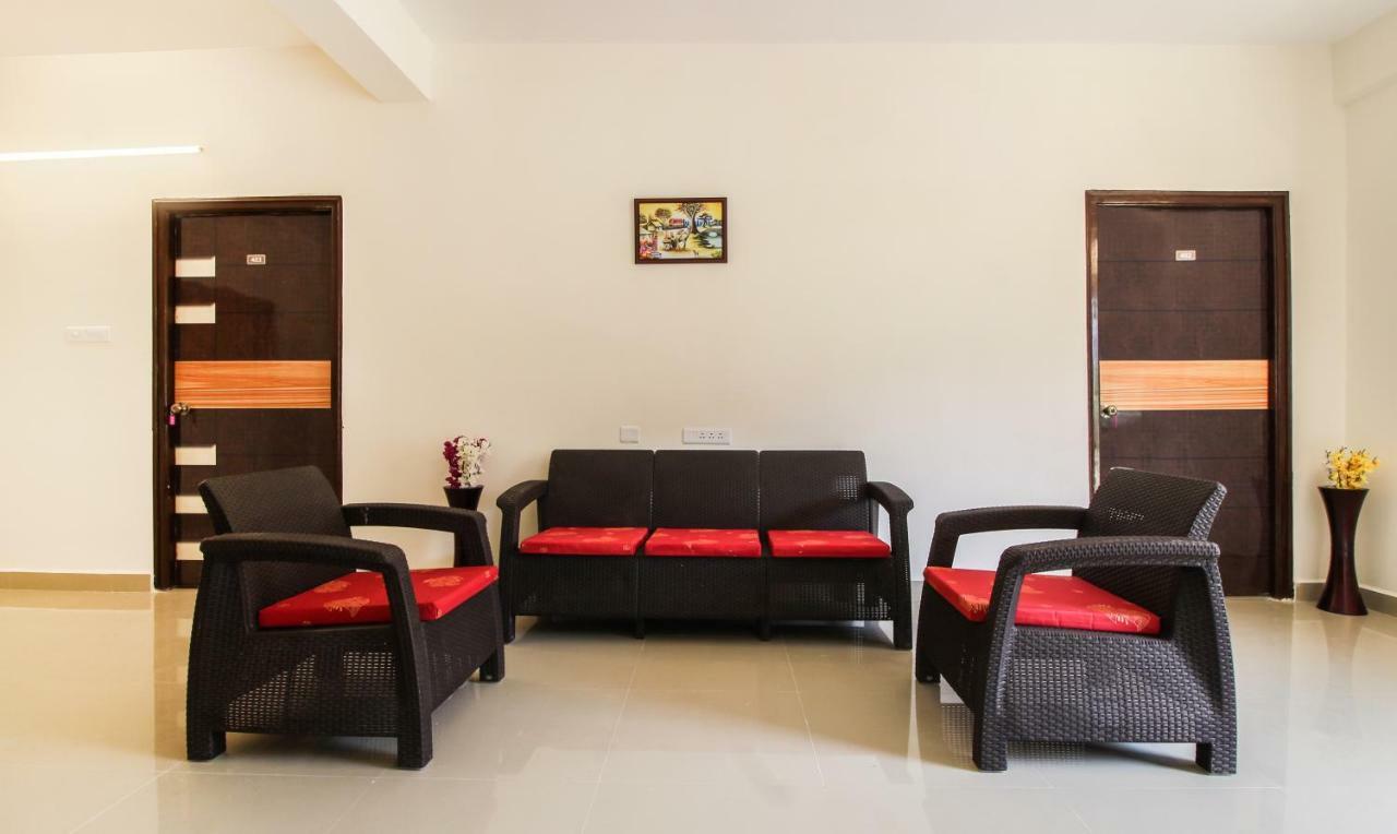 Itsy Hotels Riyas Grand Tirupati Exterior foto