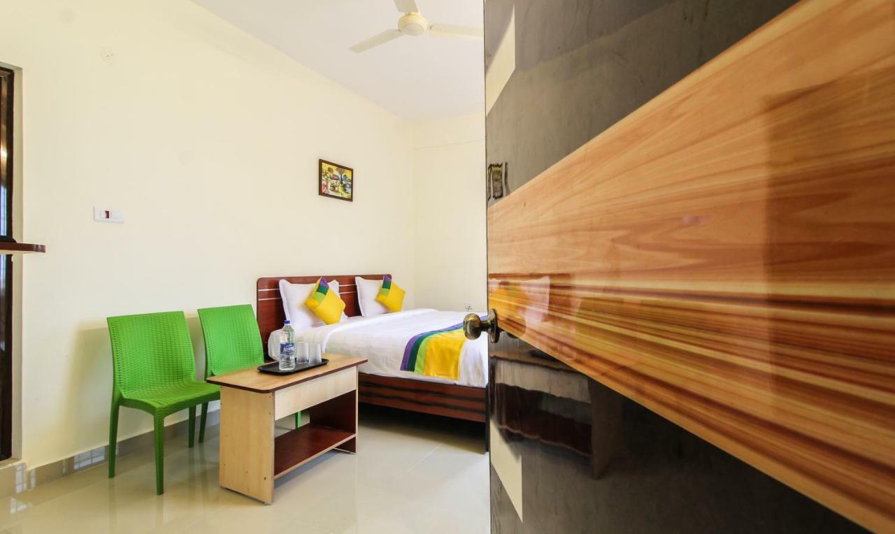 Itsy Hotels Riyas Grand Tirupati Exterior foto